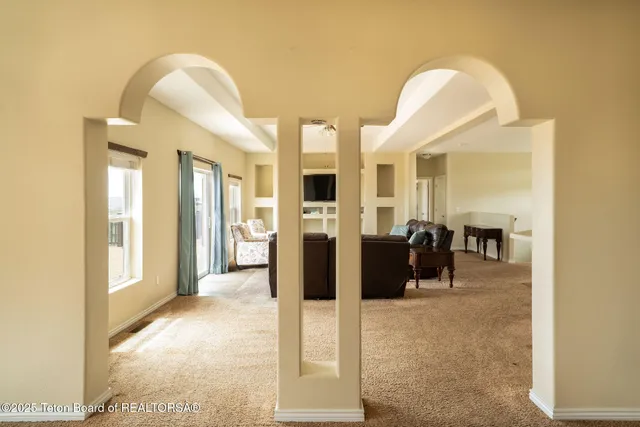 $1,200,000 | 63 Iroquois Trail, Pinedale, WY 82941