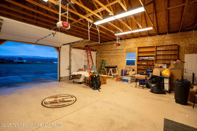 $1,200,000 | 63 Iroquois Trail, Pinedale, WY 82941