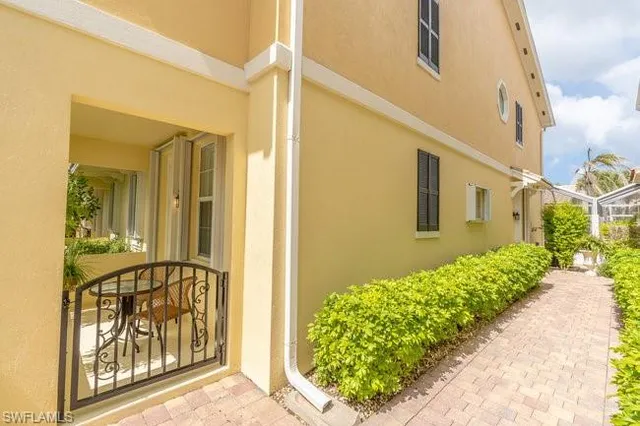 $512,000 | 8055 Sorrento Lane, Naples, FL 34114