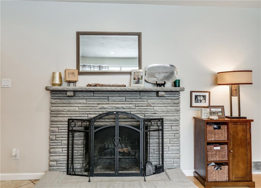 1521 Powers Run Road Pittsburgh, PA 15238 - Photo 6 of 16 Gallery Image 6