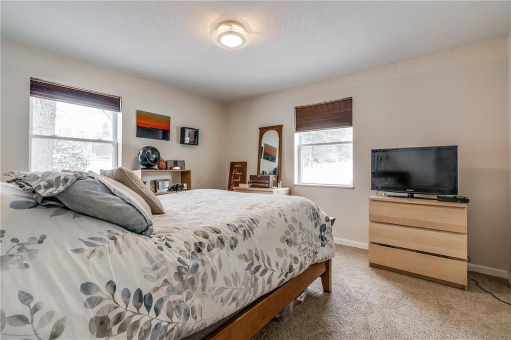 1521 Powers Run Road Pittsburgh, PA 15238 - Photo 7 of 16 Gallery Image 7