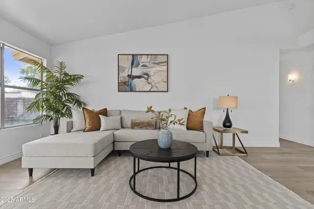 $539,000 | 5421 West Oraibi Drive, Glendale, AZ 85308