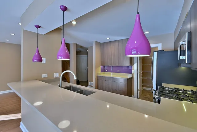 $310,000 | 5205 Granite Court, Crystal Lake, IL 60012