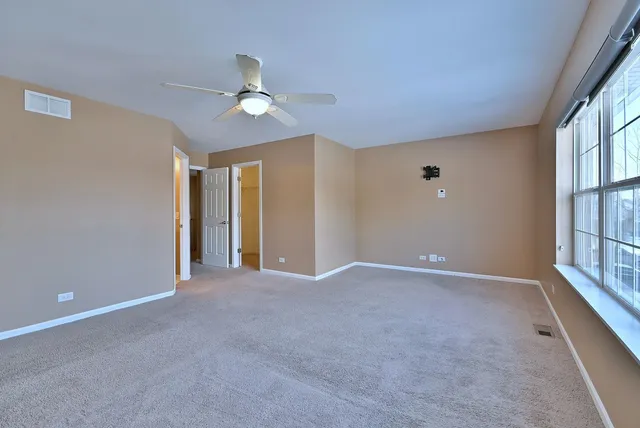 $310,000 | 5205 Granite Court, Crystal Lake, IL 60012