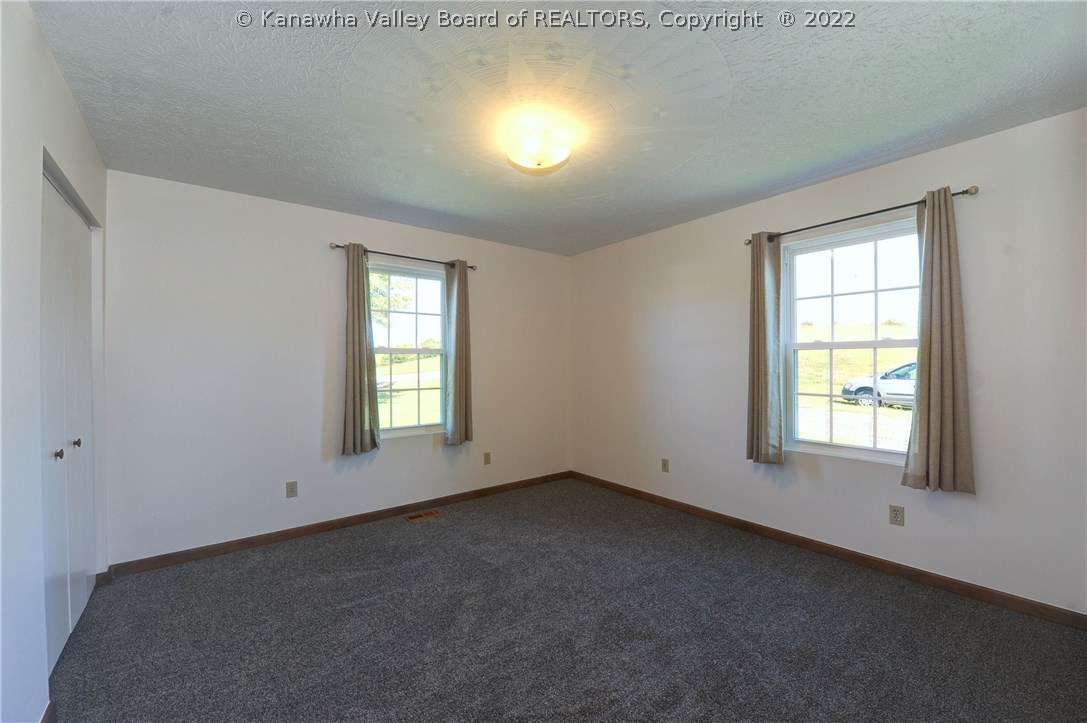 11613 Charleston Road Kenna, WV 25248 - Photo 13 of 28 Gallery Image 13