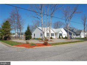 236 Clipper Road Manahawkin, NJ 08050 - Photo 3 of 12