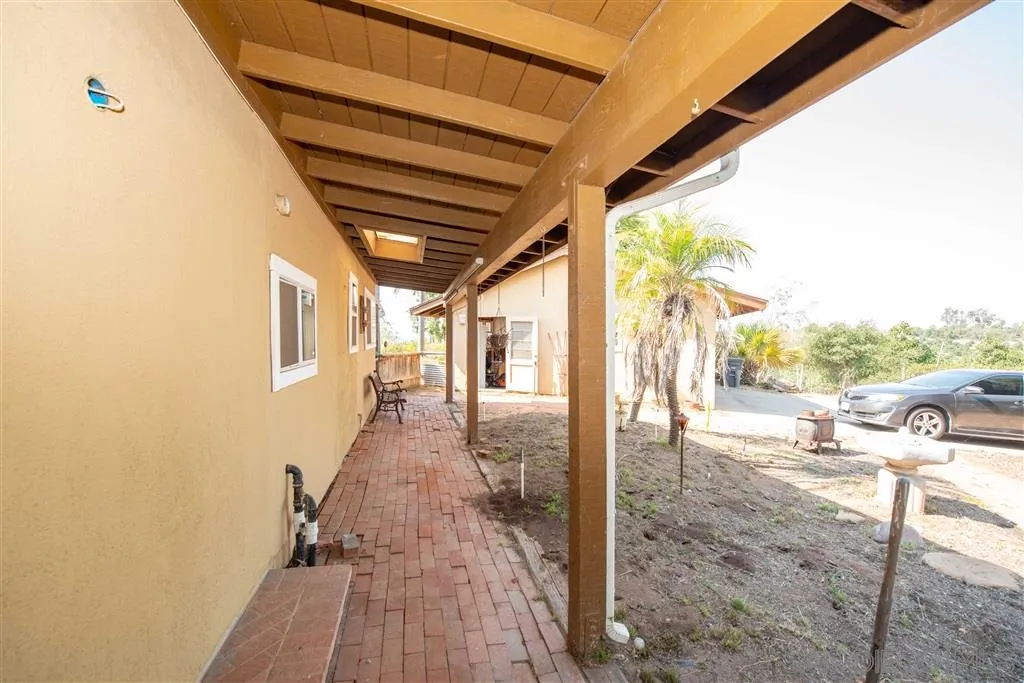9007 West Lilac Road Escondido, CA 92026 - Photo 12 of 13 Gallery Image 12