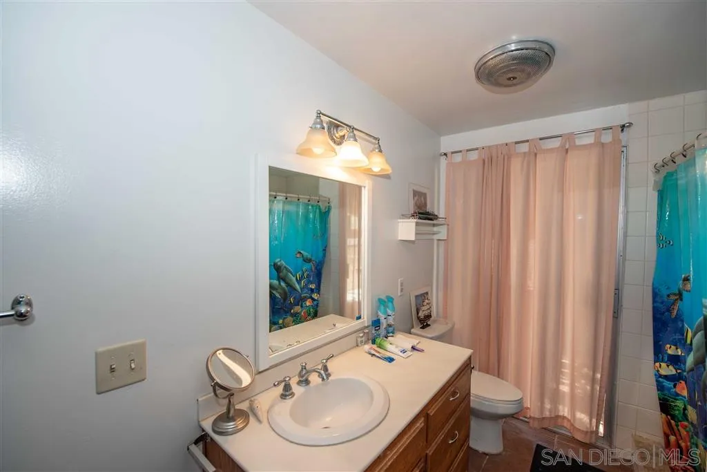 9007 West Lilac Road Escondido, CA 92026 - Photo 10 of 13 Gallery Image 10