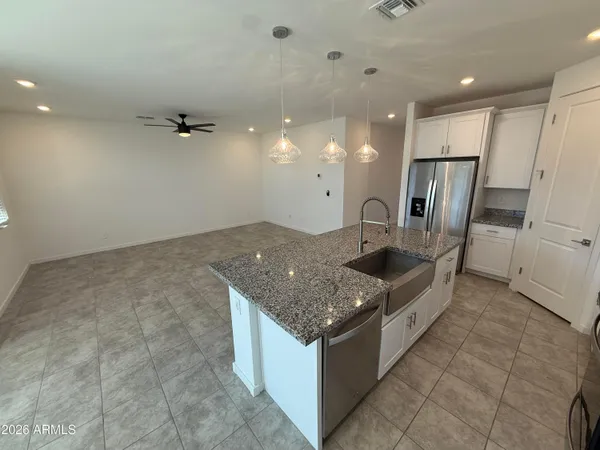 $2,095 | 22845 North 126th Lane, Sun City West, AZ 85375