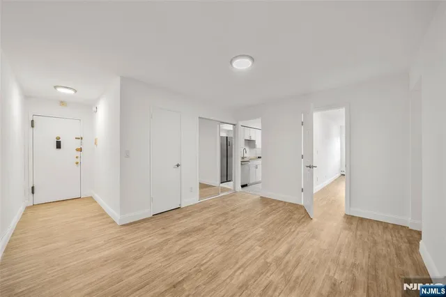 $475,000 | 2200 Center Avenue, Unit D1, Fort Lee, NJ 07024