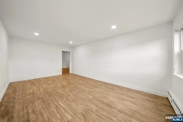 $475,000 | 2200 Center Avenue, Unit D1, Fort Lee, NJ 07024