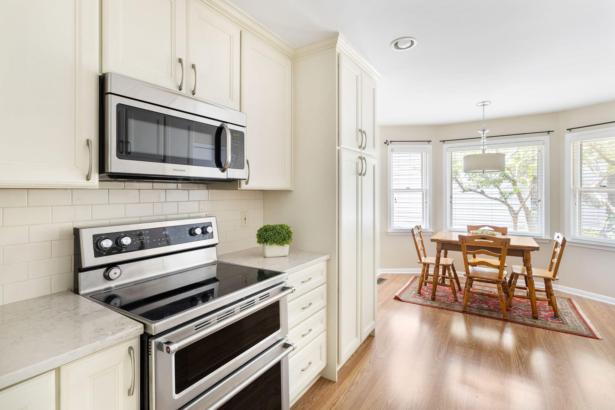 14 Pony Lane Charleston, SC 29407 - Photo 7 of 10 Kitchen