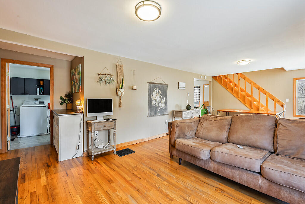 191 Skowhegan Road Norridgewock, ME 04957 - Photo 8 of 34 Living Room