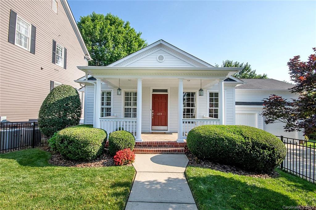644 Bracket Street, Unit 513 Fort Mill, SC 29708 - Photo 1 of 19 a front view of a house with garden