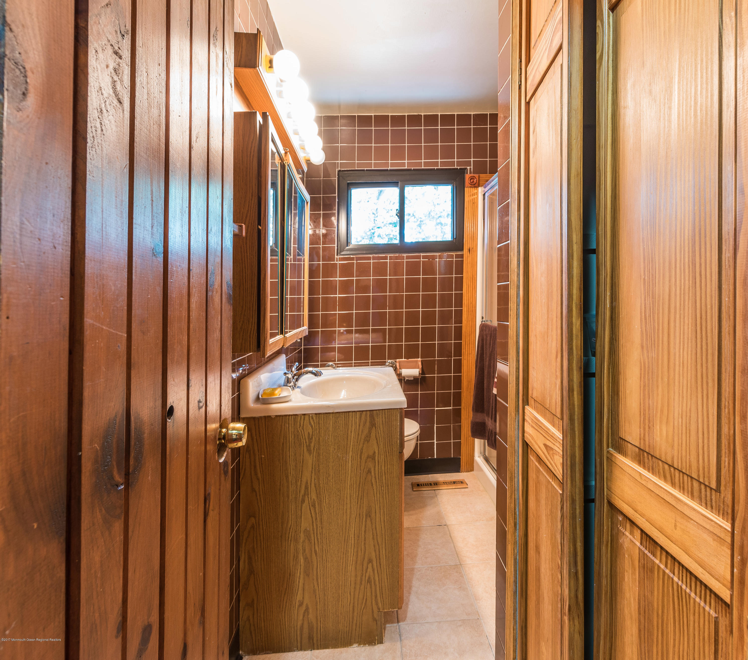 4 Hemlock Road Howell, NJ 07731 - Photo 12 of 15 a utility room with dryer and washer