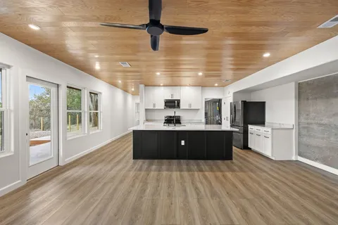 $799,900 | 17708 North Street, Lago Vista, TX 78645