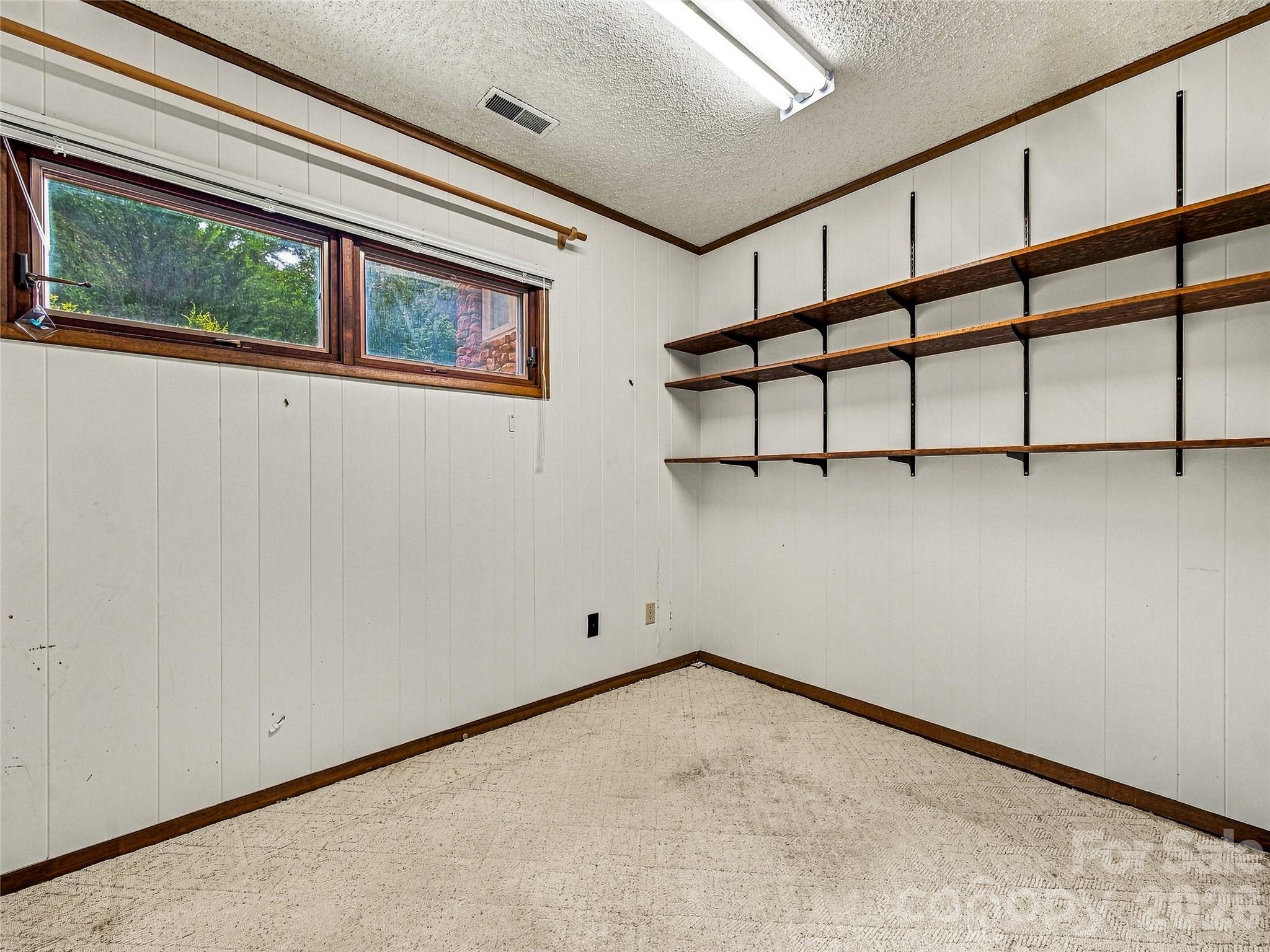 175 Robinhood Road Asheville, NC 28804 - Photo 47 of 48 Gallery Image 47
