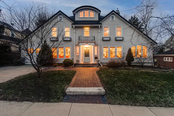 $1,499,500 | 2234 Eton, Madison, WI 53726