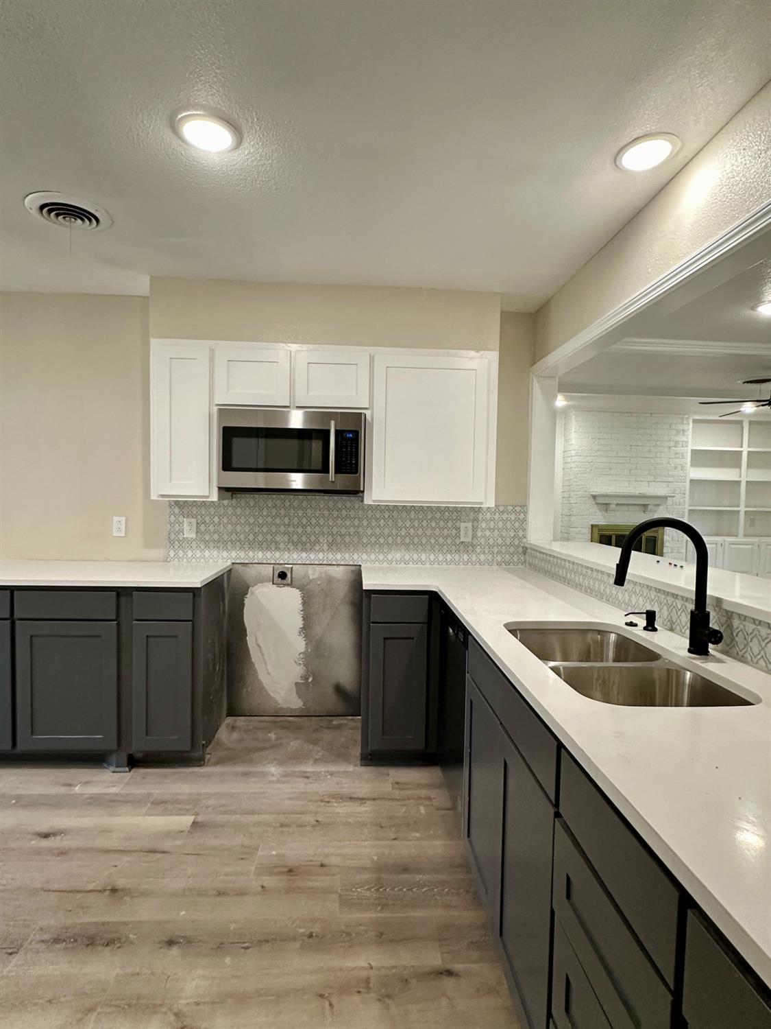 2012 68th Street Lubbock, TX 79412 - Photo 9 of 30 Photo 9