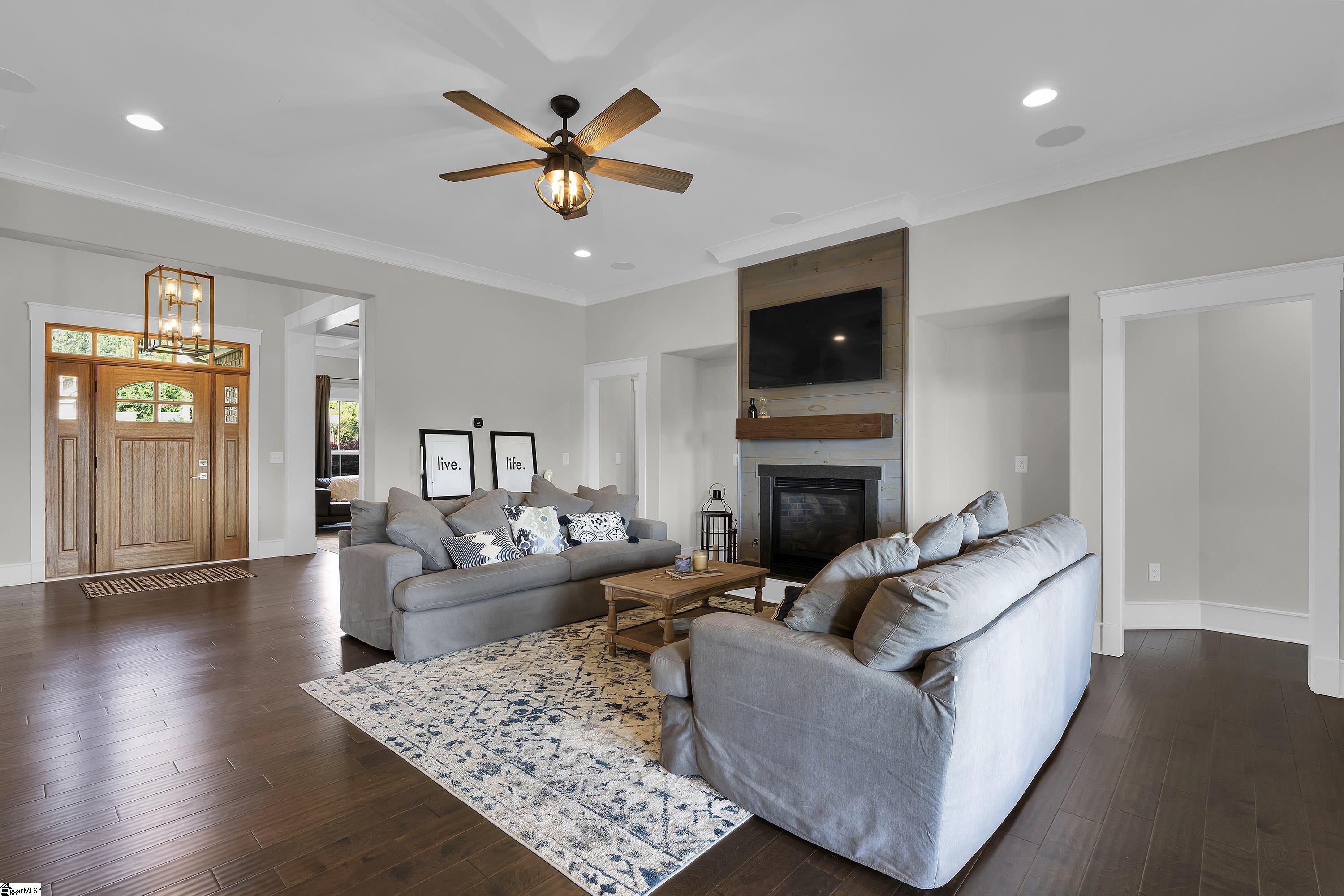 523 Carolee Way Greer, SC 29651 - Photo 4 of 40