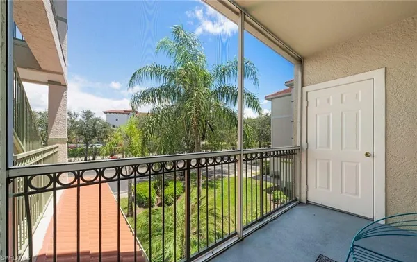 $1,600 | 23500 Walden Center Drive, Unit 206, Estero, FL 34134