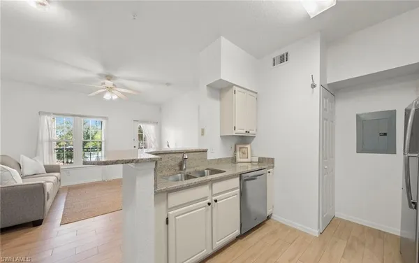 $1,600 | 23500 Walden Center Drive, Unit 206, Estero, FL 34134