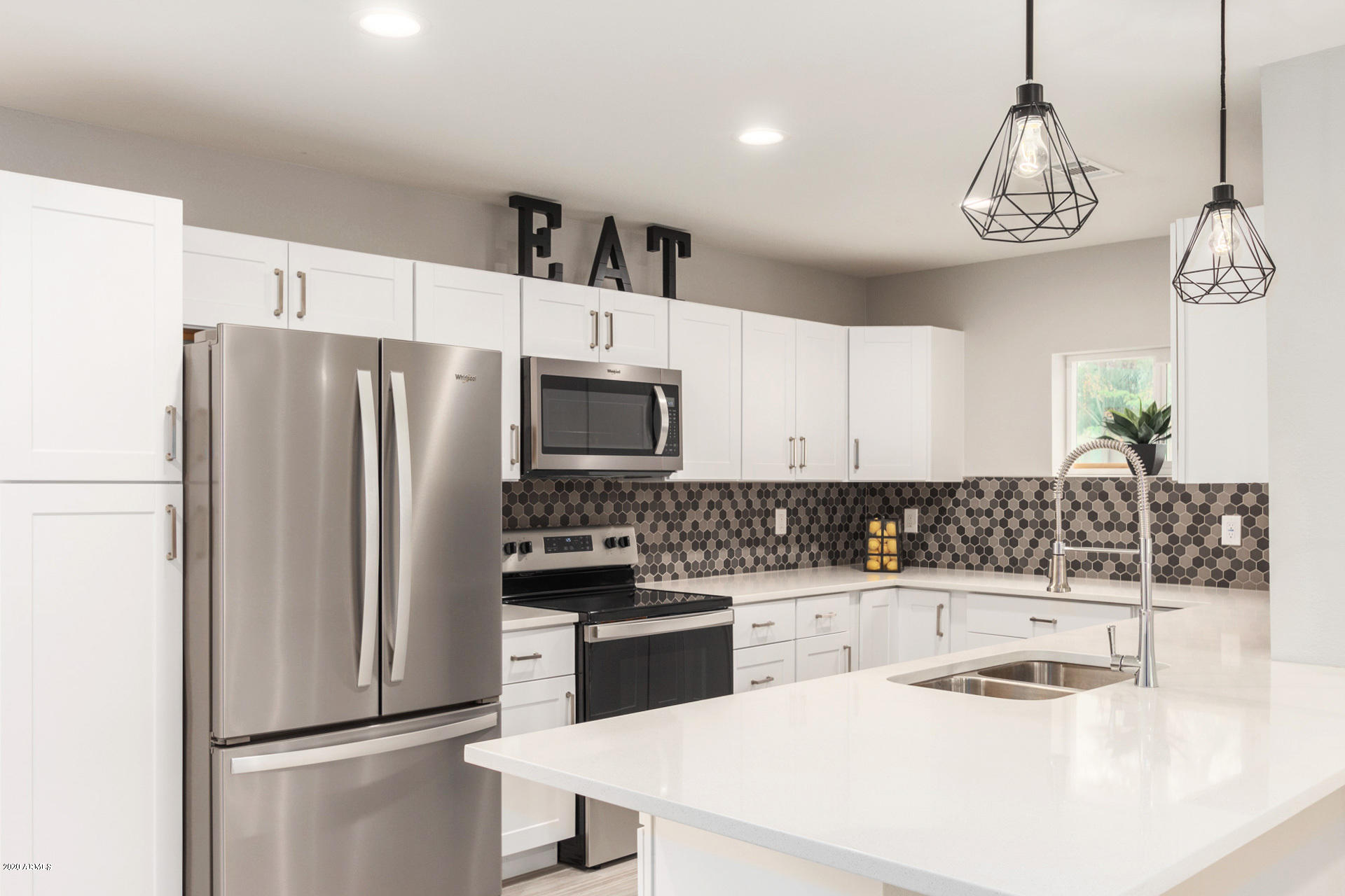 2448 East Granada Road Phoenix, AZ 85008 - Photo 4 of 46 0011-Granada 11