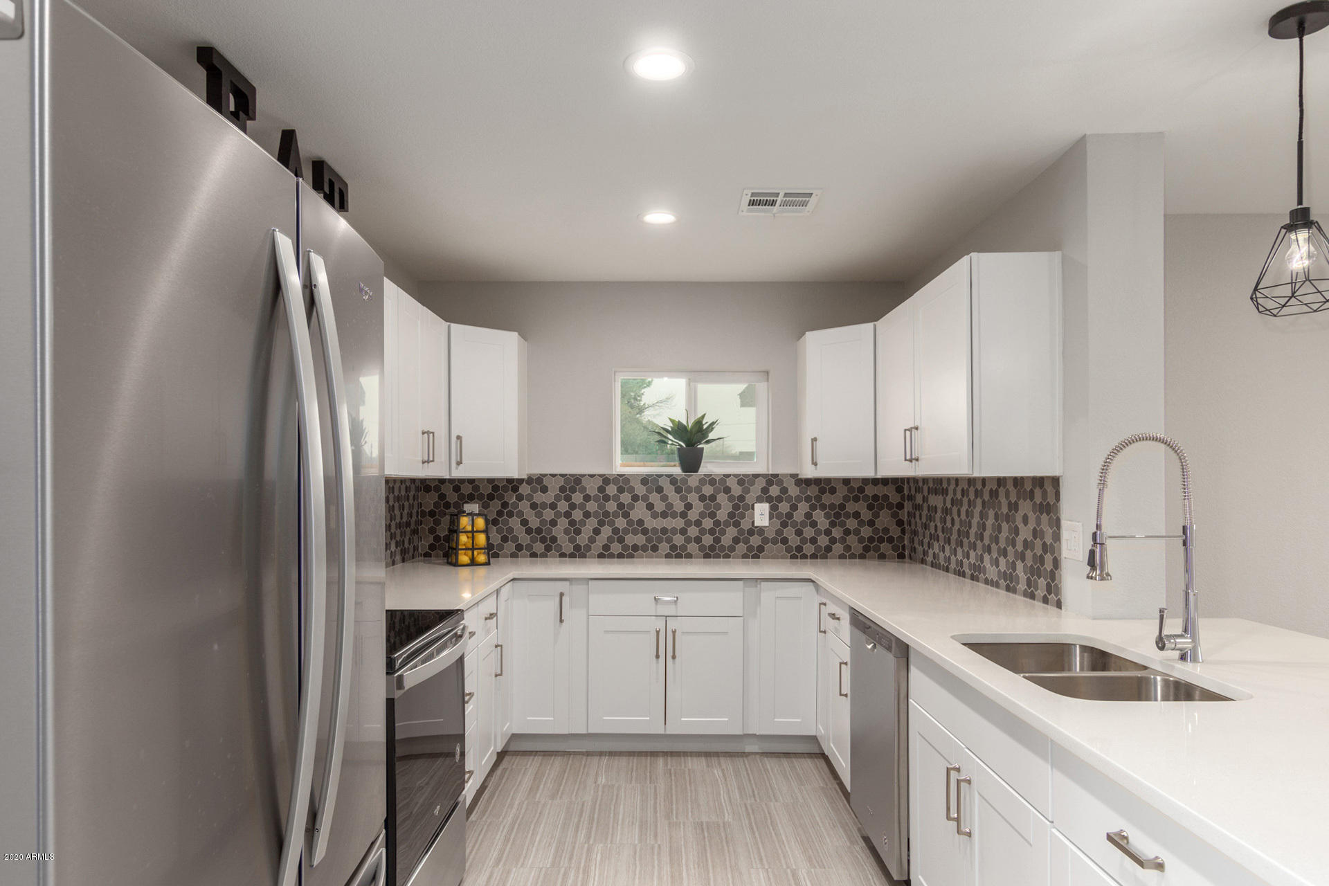 2448 East Granada Road Phoenix, AZ 85008 - Photo 5 of 46 0012-Granada 13