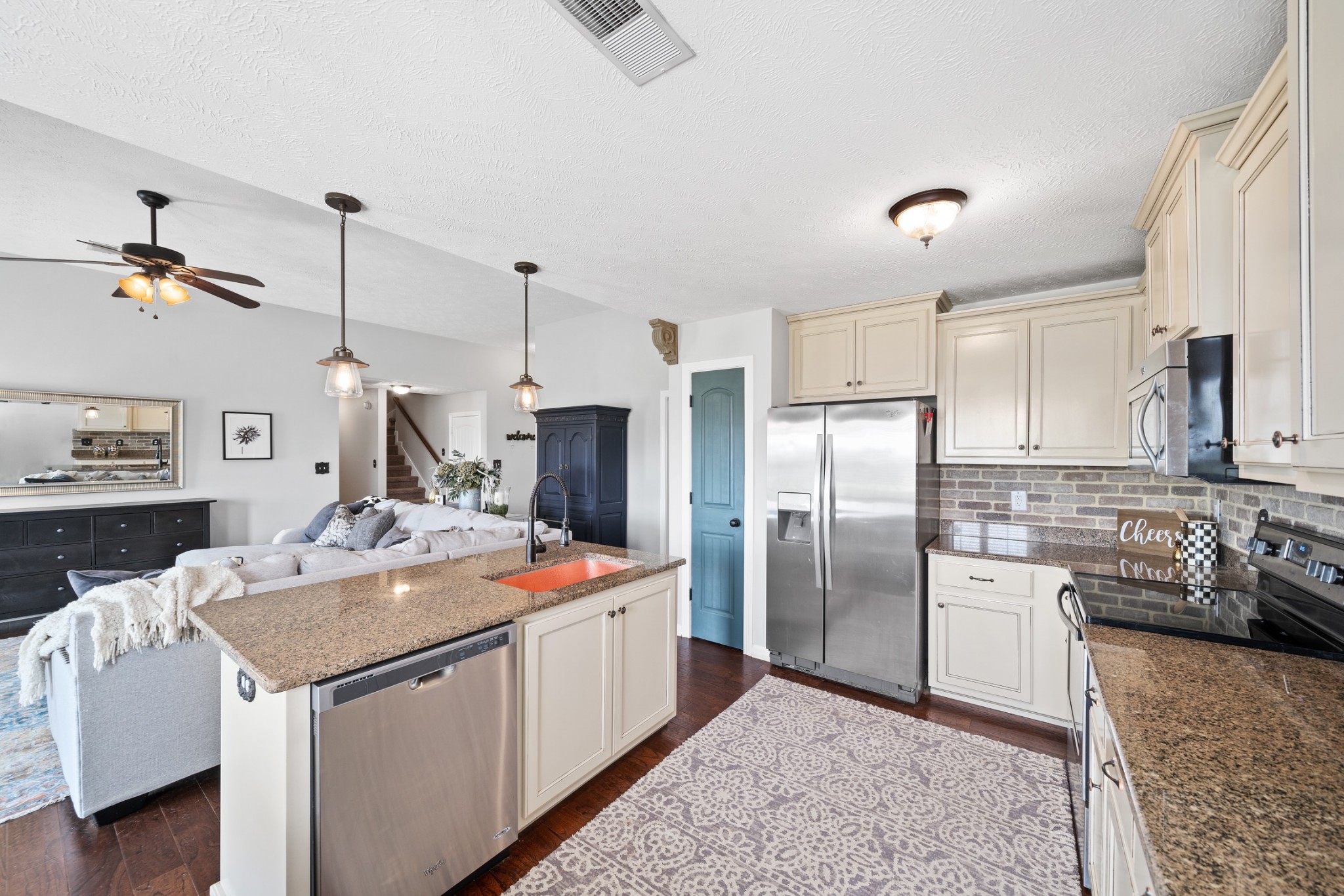 4045 Chapel Hill Road Clarksville, TN 37040 - Photo 12 of 29 Gallery Image 12