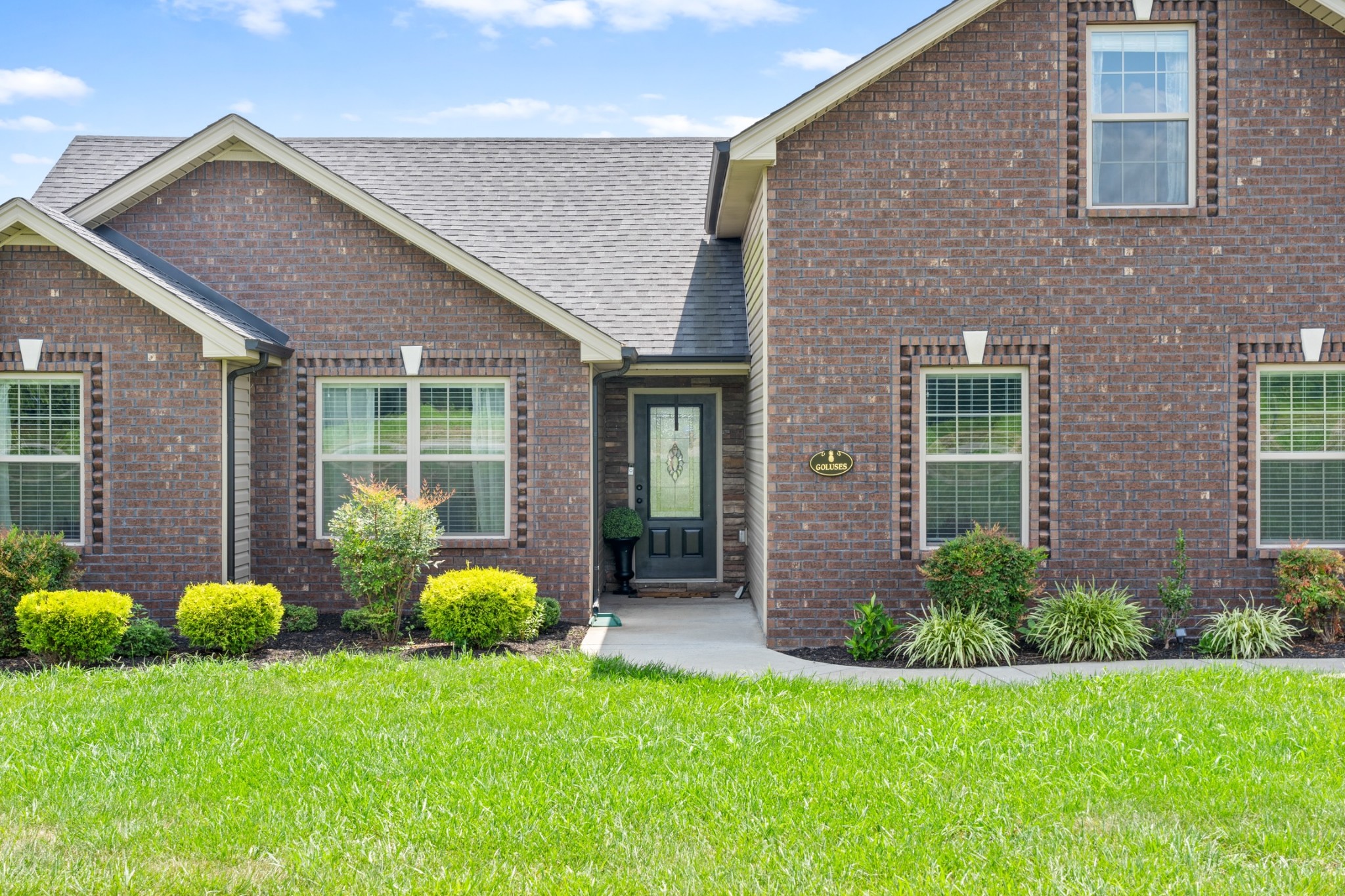 4045 Chapel Hill Road Clarksville, TN 37040 - Photo 2 of 29 Gallery Image 2