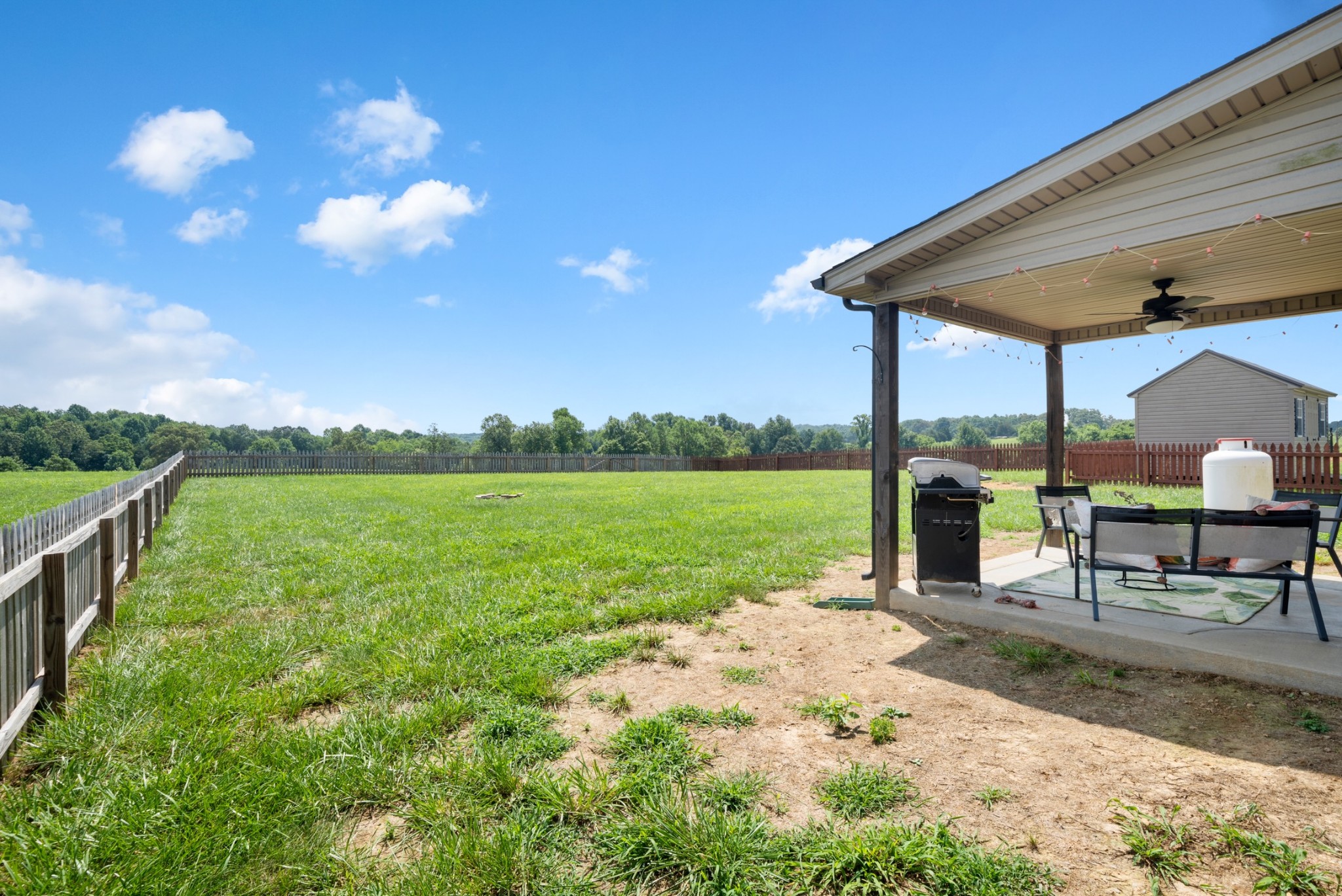 4045 Chapel Hill Road Clarksville, TN 37040 - Photo 25 of 29 Gallery Image 25
