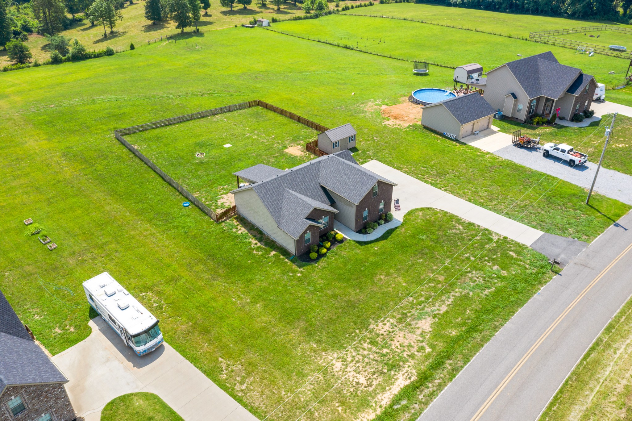 4045 Chapel Hill Road Clarksville, TN 37040 - Photo 28 of 29 Gallery Image 28