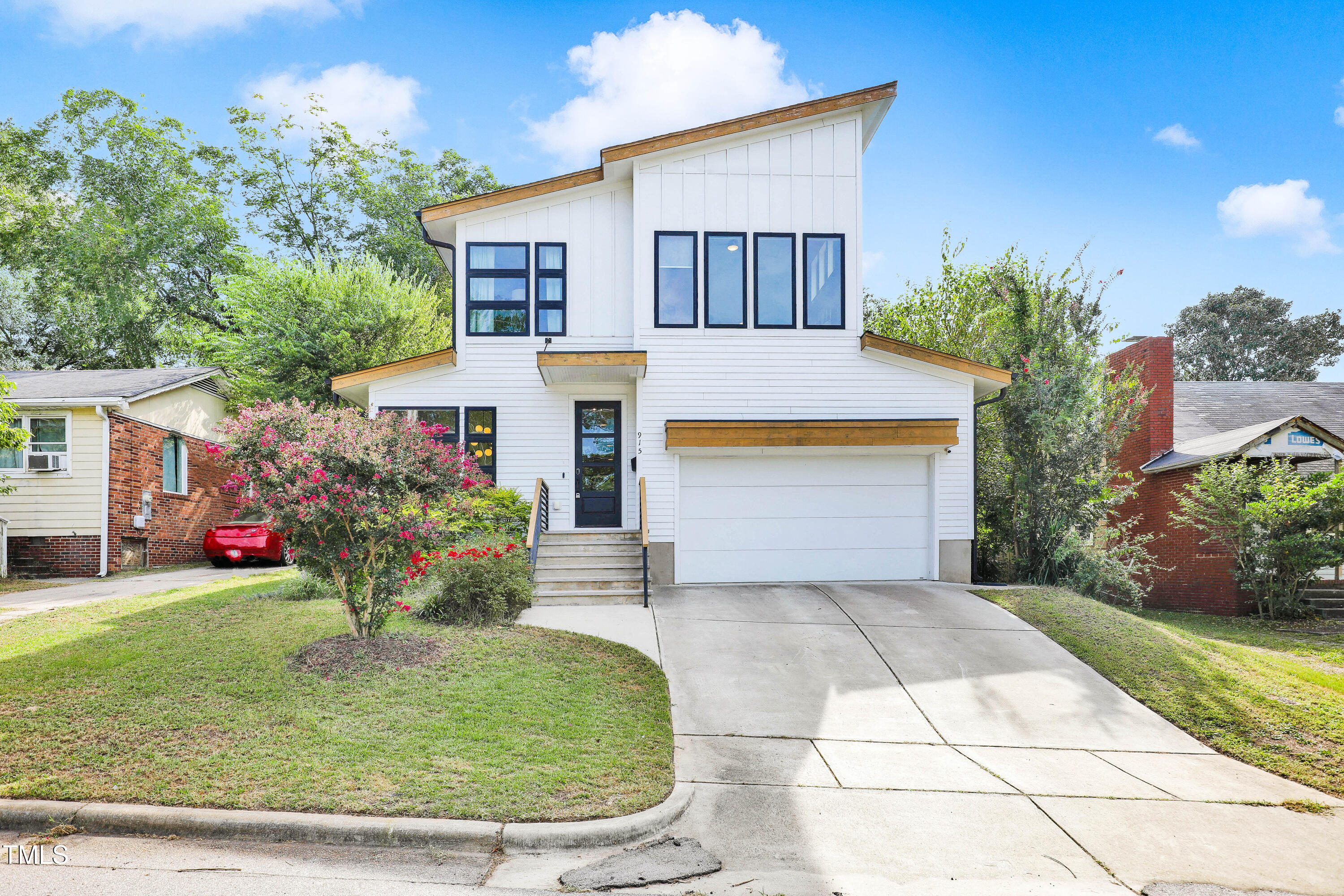 915 South State Street Raleigh, NC 27601 - Photo 1 of 51 1