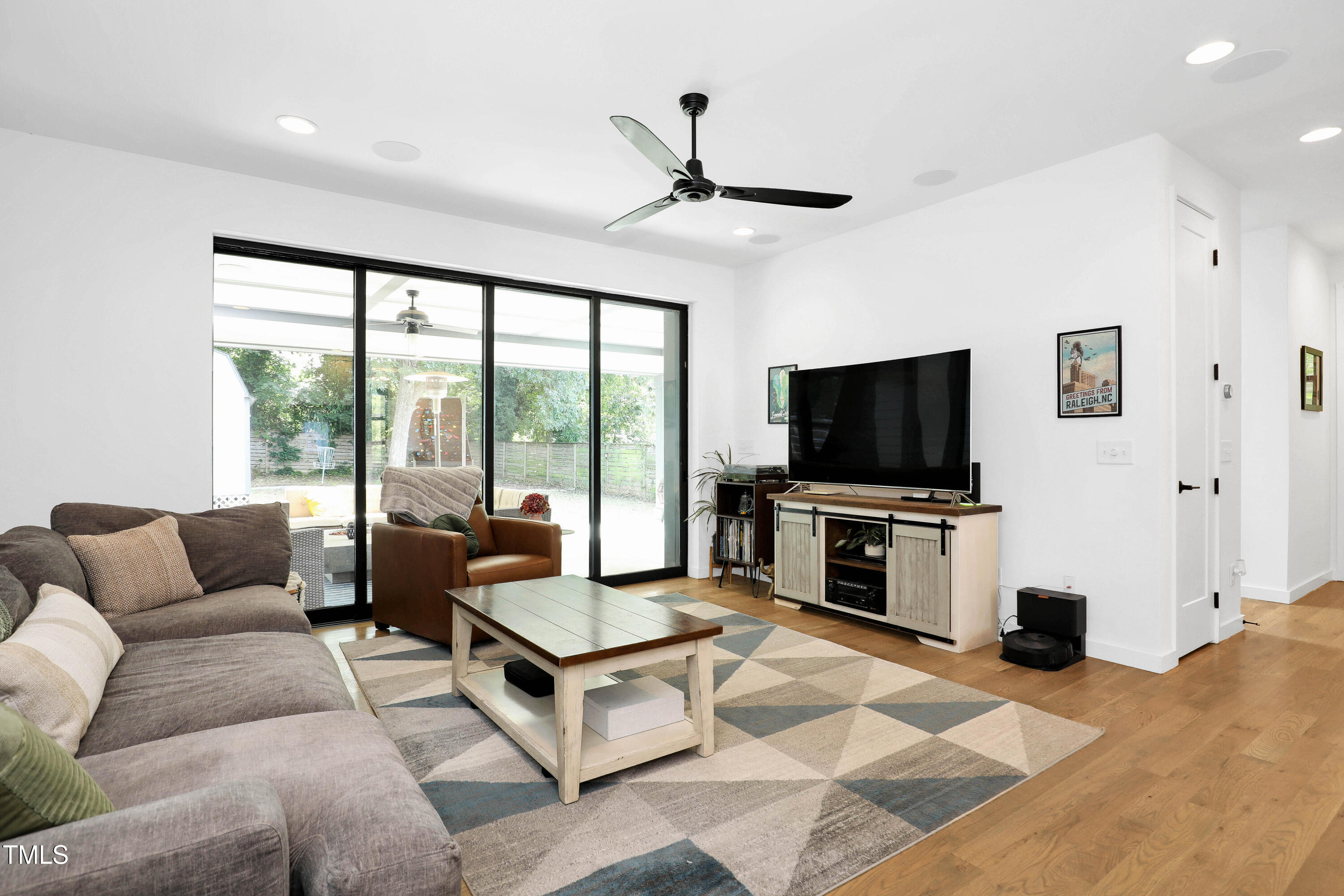 915 South State Street Raleigh, NC 27601 - Photo 14 of 51 14