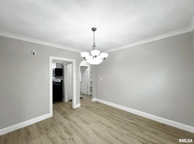 $179,900 | 3923 North Illinois Avenue, Peoria Heights, IL 61616