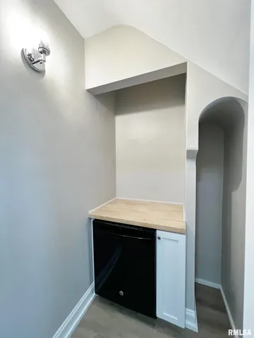 $179,900 | 3923 North Illinois Avenue, Peoria Heights, IL 61616