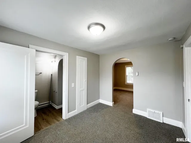 $179,900 | 3923 North Illinois Avenue, Peoria Heights, IL 61616