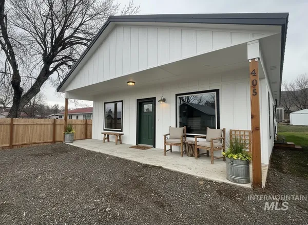 $349,900 | 405 North Fairfield Street, Council, ID 83612