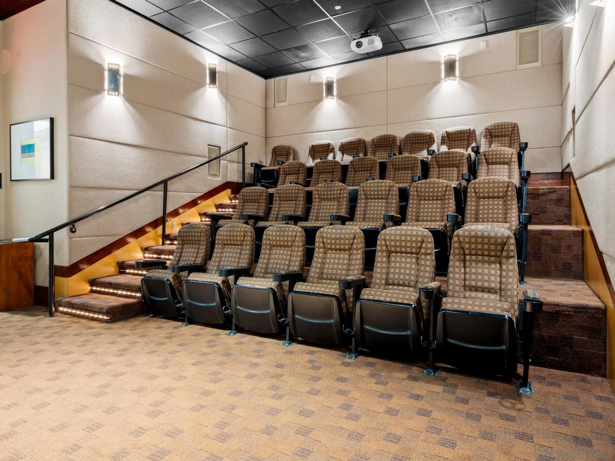 9263 Regents Road, Unit B302 La Jolla, CA 92037 - Photo 17 of 30