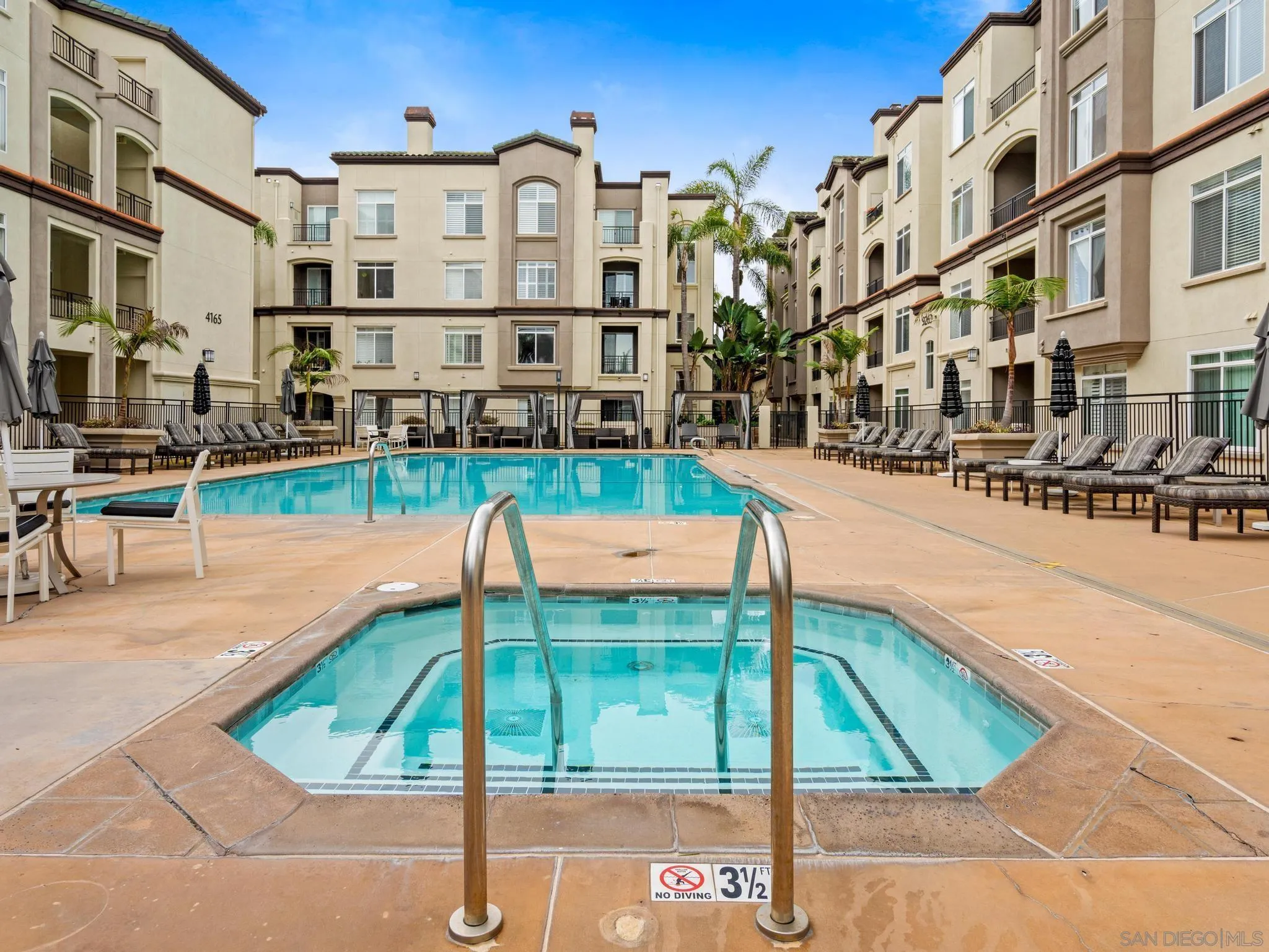 9263 Regents Road, Unit B302 La Jolla, CA 92037 - Photo 21 of 30