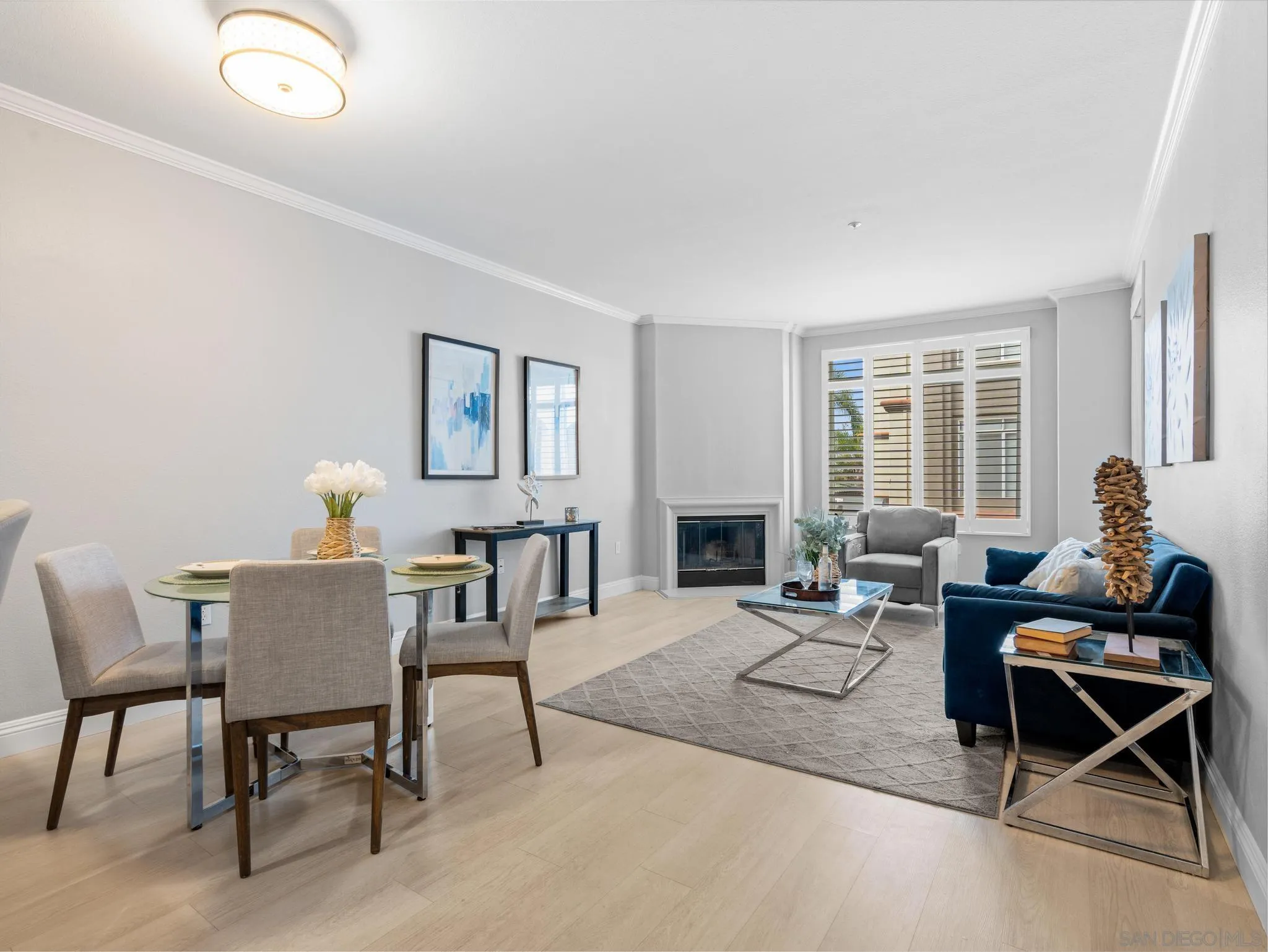 9263 Regents Road, Unit B302 La Jolla, CA 92037 - Photo 4 of 30