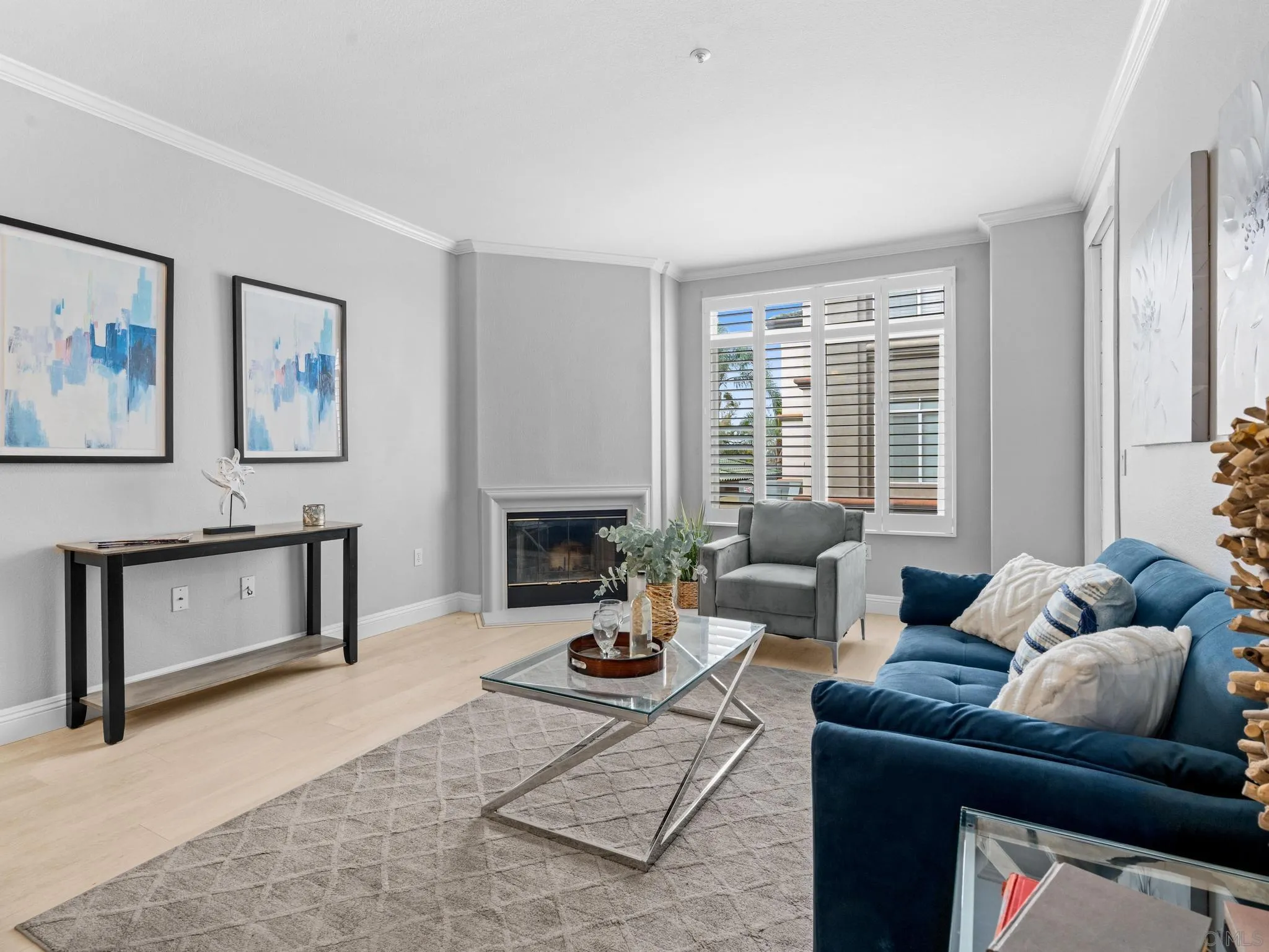 9263 Regents Road, Unit B302 La Jolla, CA 92037 - Photo 6 of 30