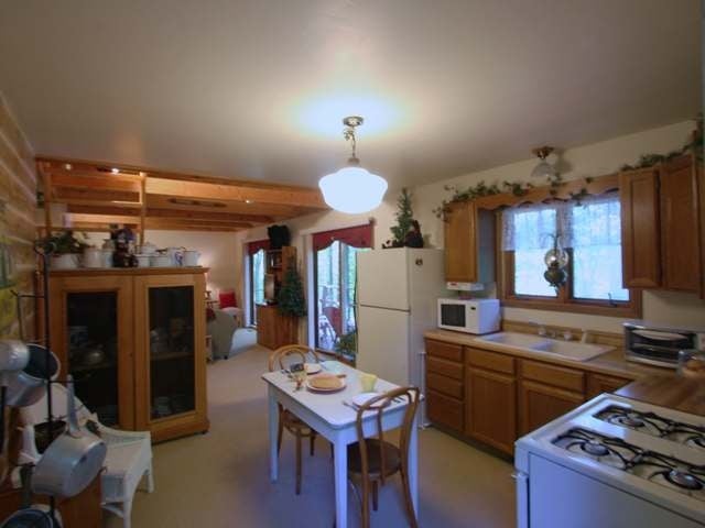 3769 Velvet Lake Road Rhinelander, WI 54501 - Photo 6 of 20 Gallery Image 6