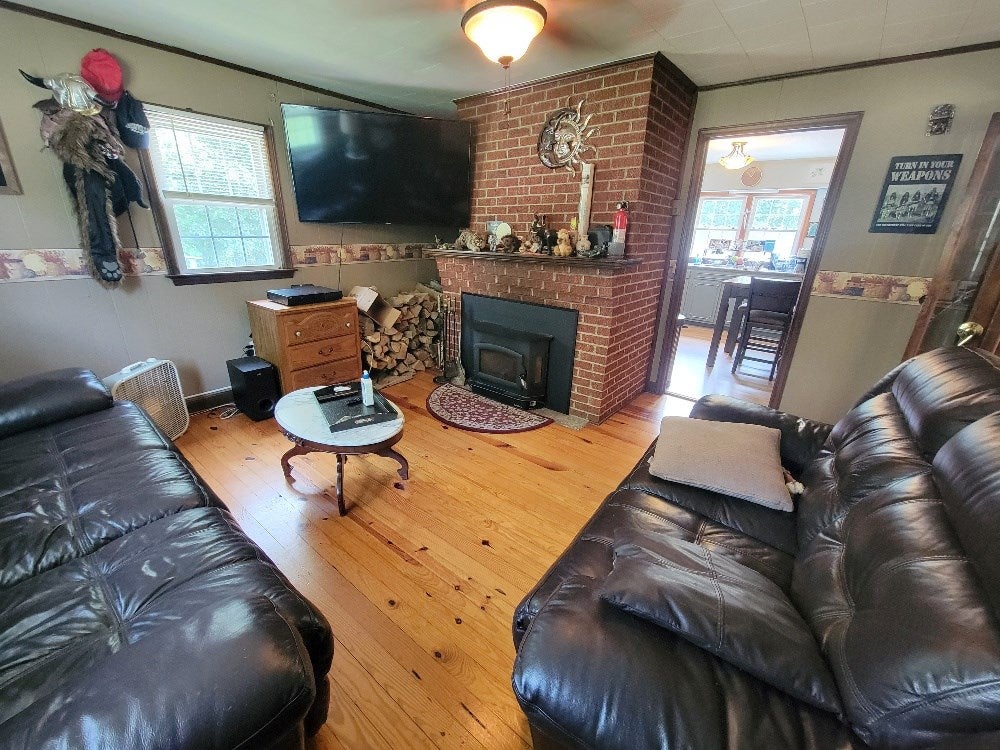 4010 Gambetta Road Galax, VA 24333 - Photo 9 of 28 Gallery Image 9
