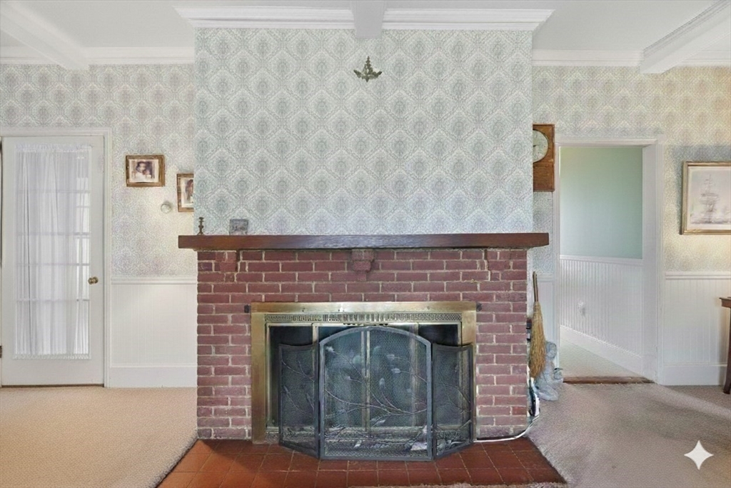 4 Beach Avenue Salem, MA 01970 - Photo 9 of 40