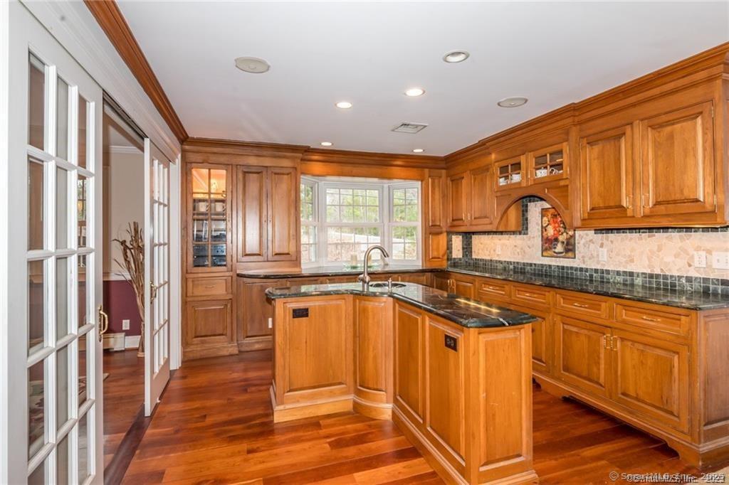 15 Sand Hill Road Simsbury, CT 06089 - Photo 31 of 40 Gallery Image 31