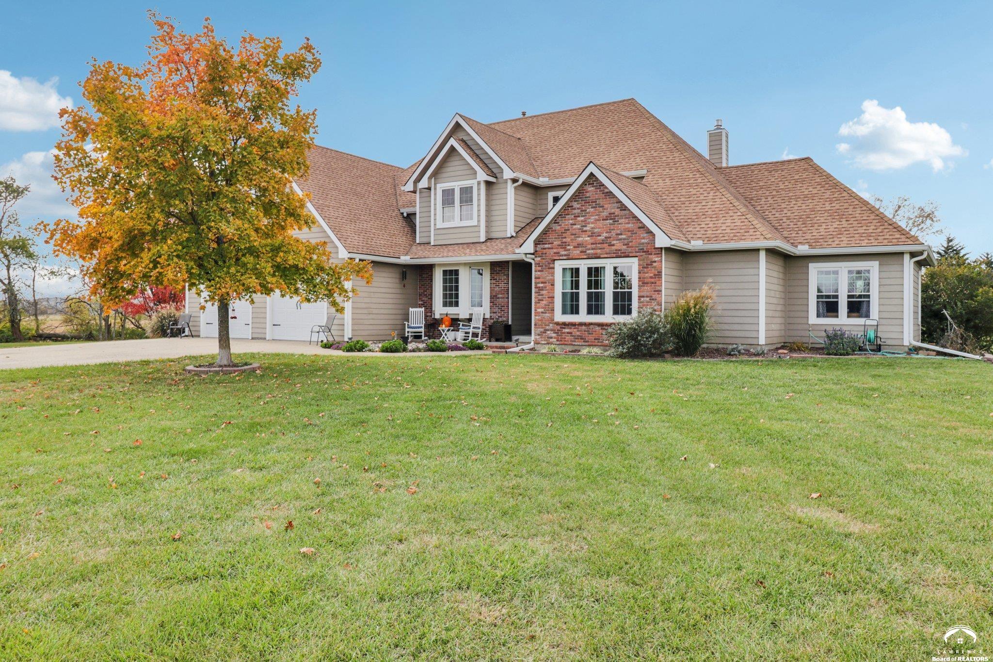 1053 East 1479th Road Lawrence, KS 66046 - Photo 2 of 66