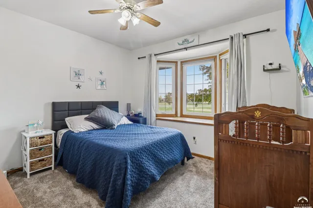 $939,000 | 1053 East 1479th Road, Lawrence, KS 66046