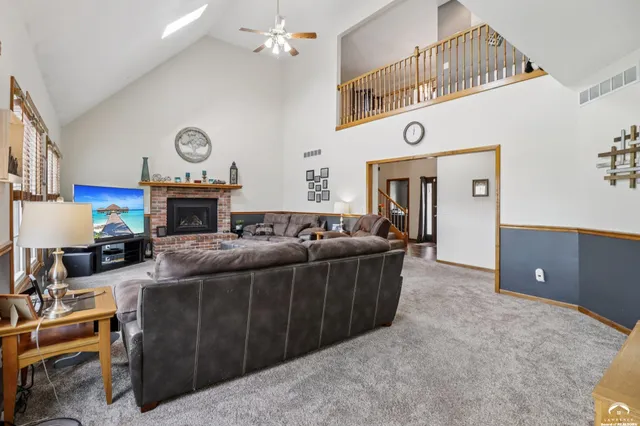 $939,000 | 1053 East 1479th Road, Lawrence, KS 66046
