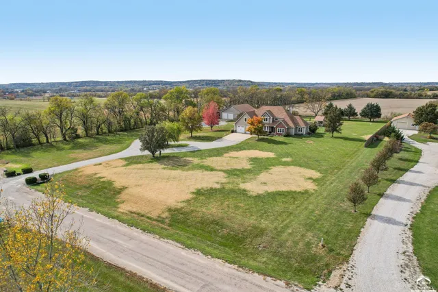 $939,000 | 1053 East 1479th Road, Lawrence, KS 66046